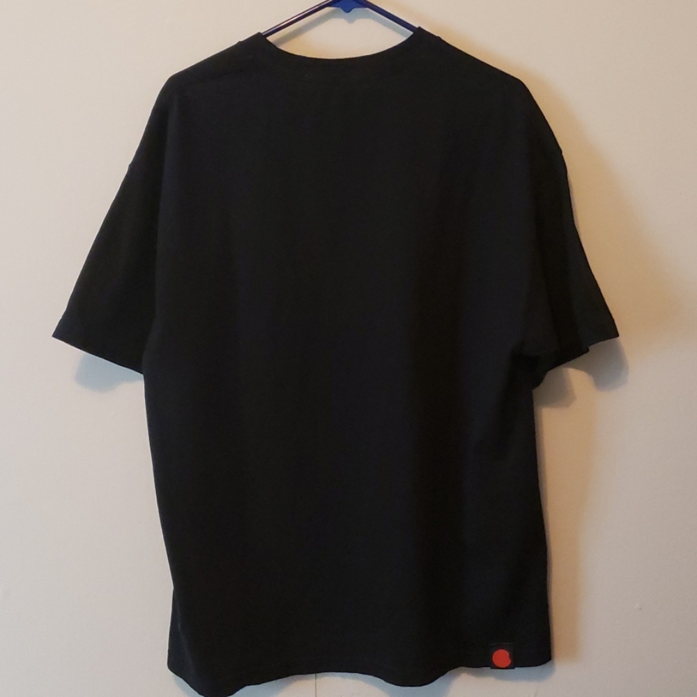 Shirt - Picture 2 of 4